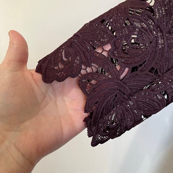 Loft Floral Guipure Lace Lined Burgundy Red Sheer Trim Shift Dress Sz 10P - Picture 3 of 6